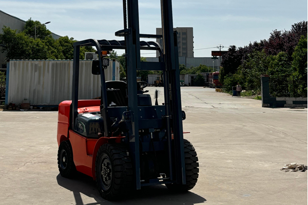 山東叉車生產(chǎn)廠家